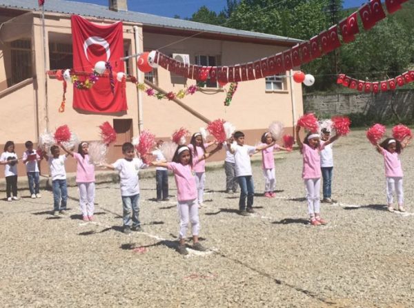 Kurtbeyoğlu İlkokulu Fotoğrafı